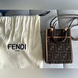 FENDI MINI SUNSHINE SHOPPER